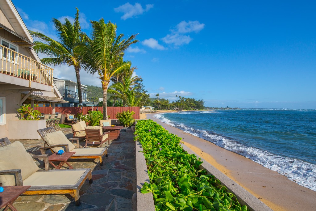 Beach House In Paradise
